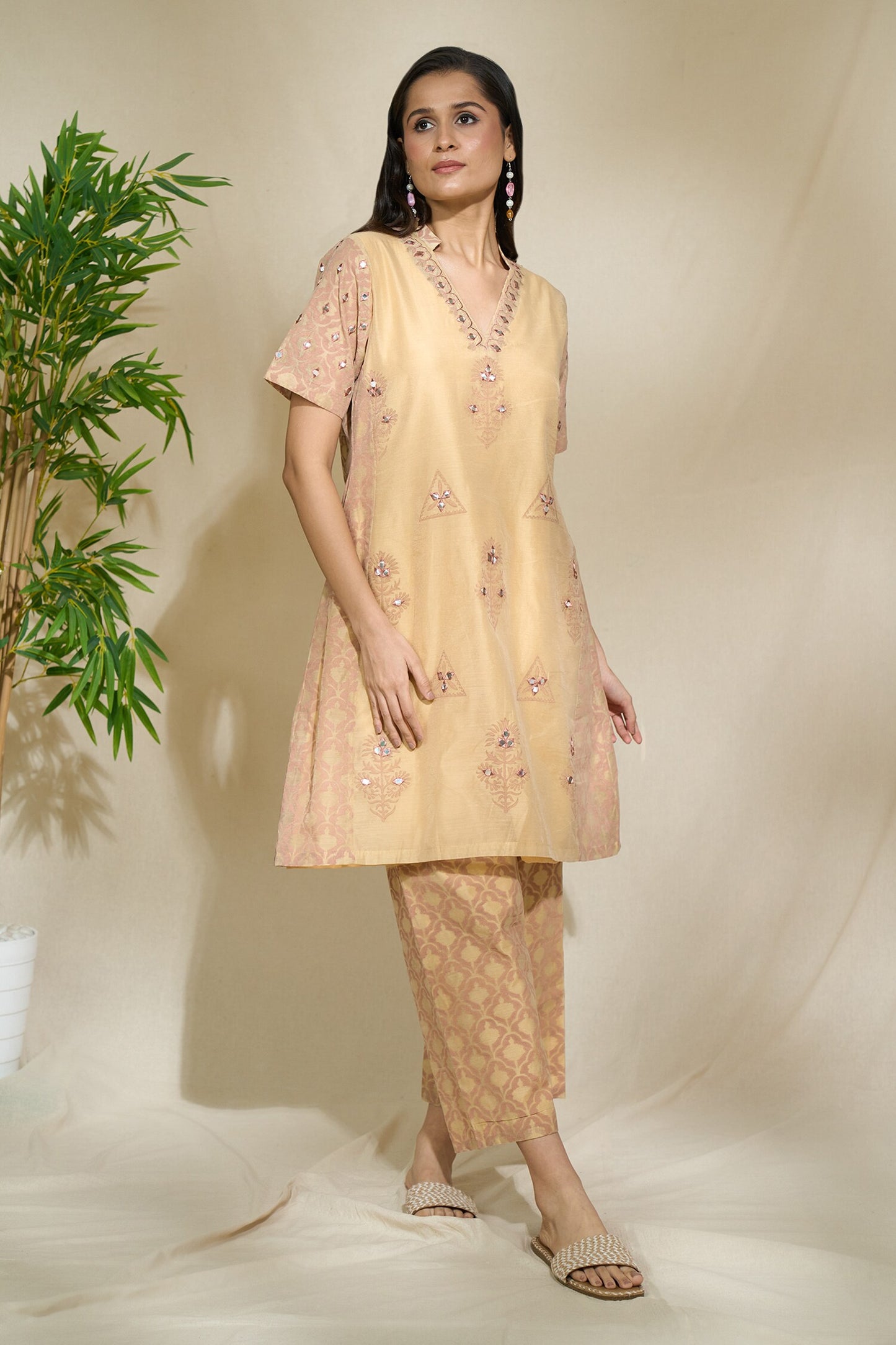 BEIGE MULTIPRINT MIRROR TUNIC