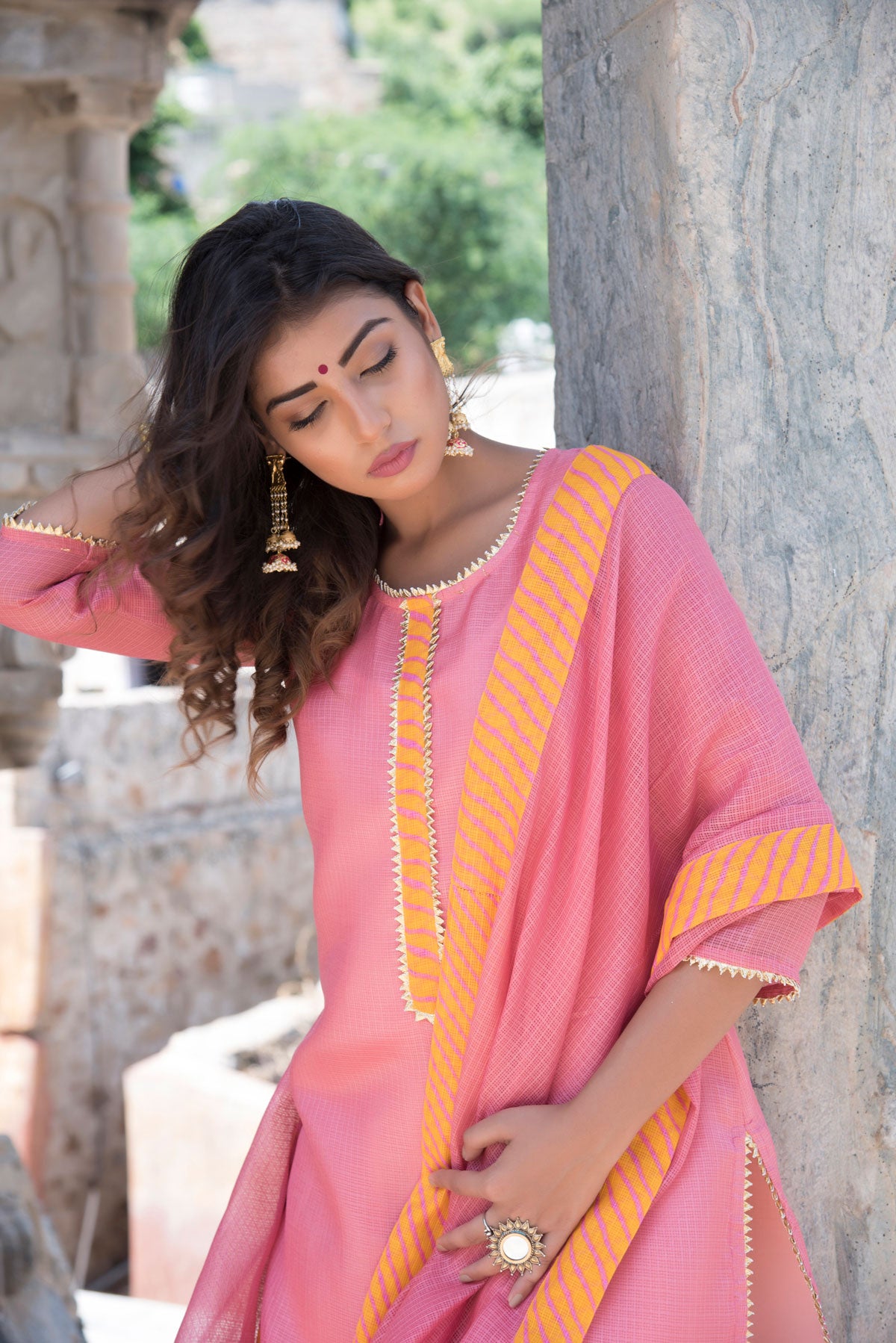 PEACH GHARARA SET