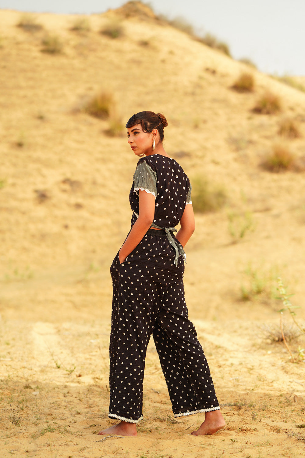 MONOCHROME WRAP SET