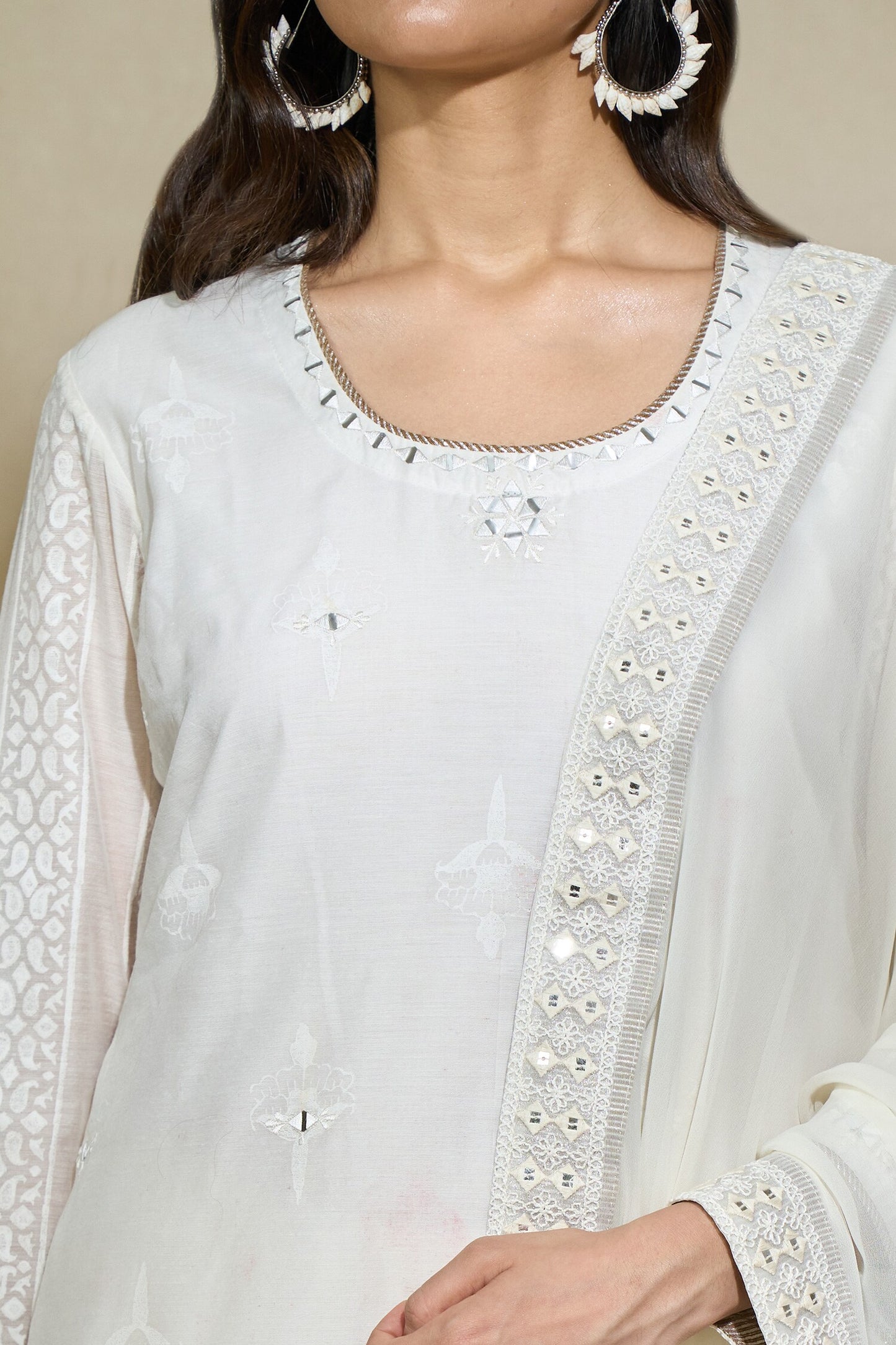 IVORY MIRROR SUIT