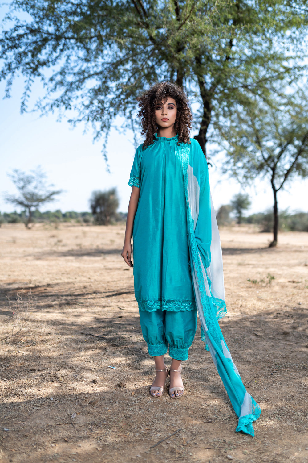 AQUA LACE SUIT