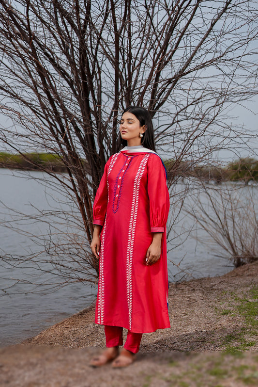RED ROZAANA SET