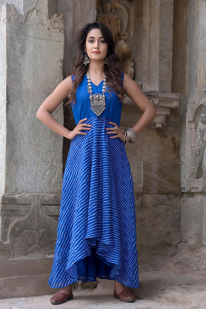 SLEEVLESS ASSYMETRIC BLUE DRESS