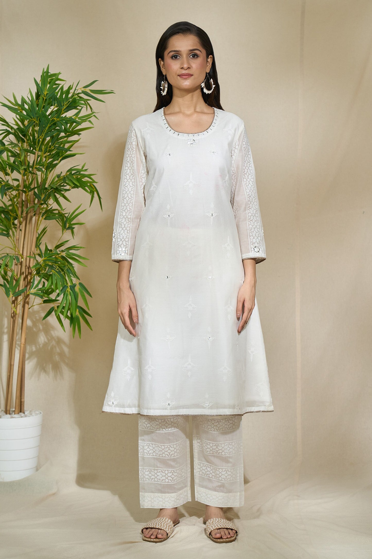 IVORY MIRROR SUIT